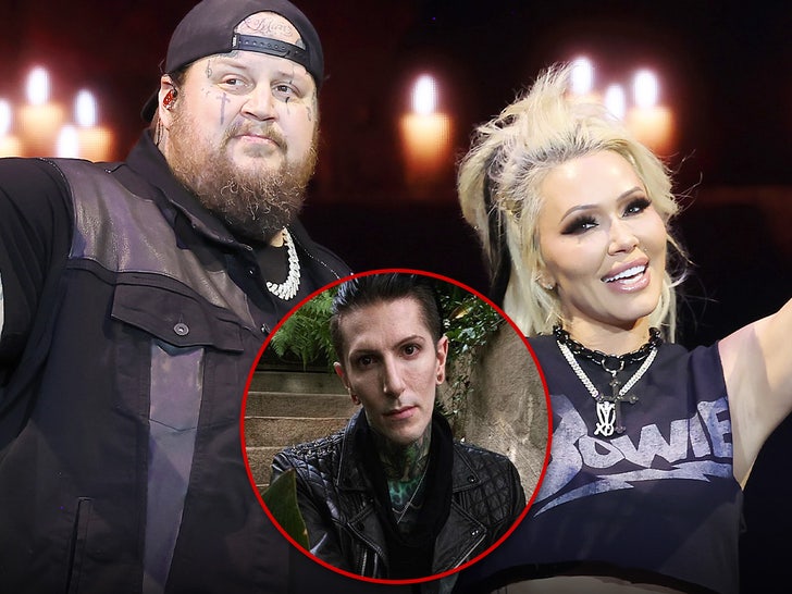 6d633a8c72ff43fe82794872edec0719_md Jelly Roll Bunnie Main_