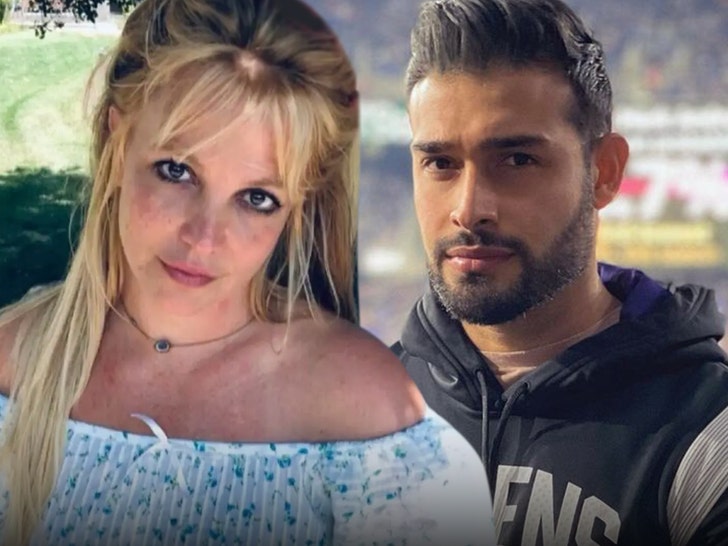 7089d28936d34a1f95b589501f531a37_md sam asghari and britney spears