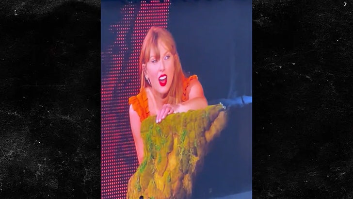 021724_car_crash_taylor_swift_concert-kal