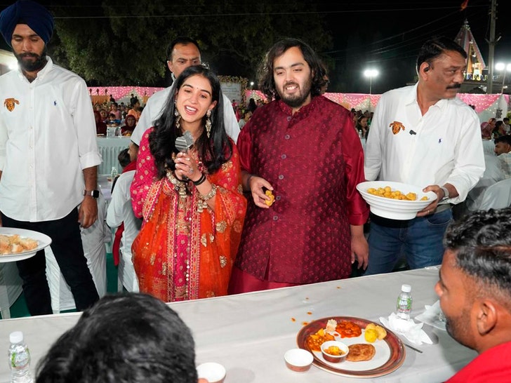 0301 Anant Ambani Radhika