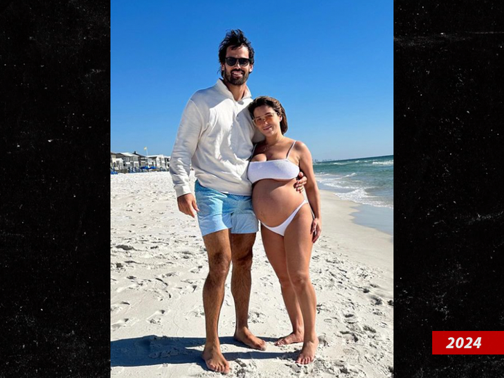 Jessie James and Erick Decker