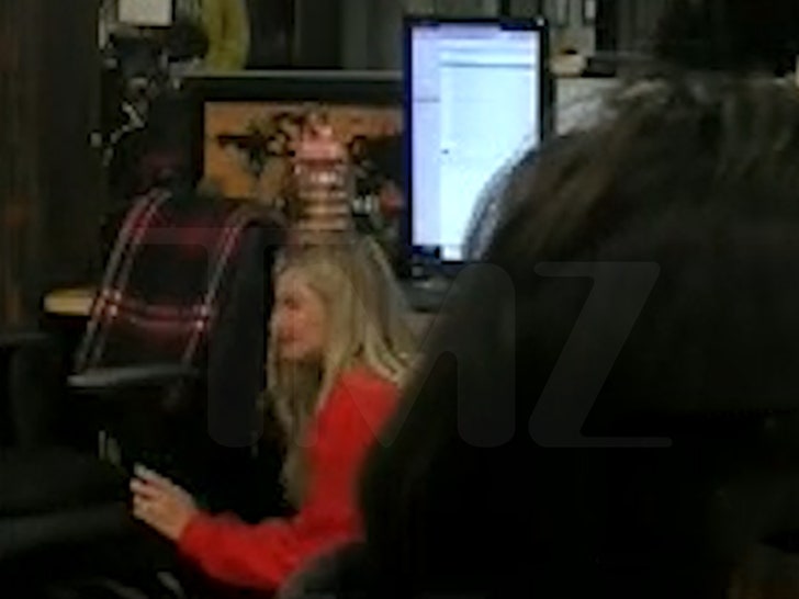 020924-tmz-earthquake-duck-primary