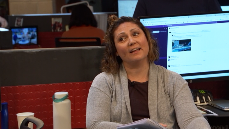 77dd05bb68d145caa69fc9cbfb2d4800_md 012624_tv_clips_jessica_biel_shower_eating.01_00_52_23.Still002