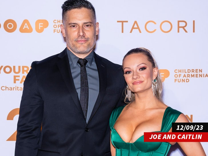 Joe and Caitlin date swiped_