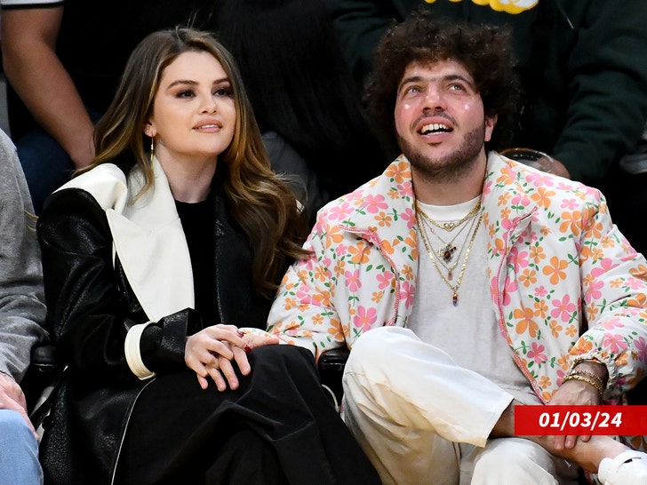 808a21d34e8c41e9802acf122047234d_md selena gomez benny blanco