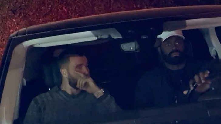 031423_travis_kelce-kal