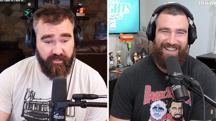 021424_travis_jason_kelce_halftime_kal