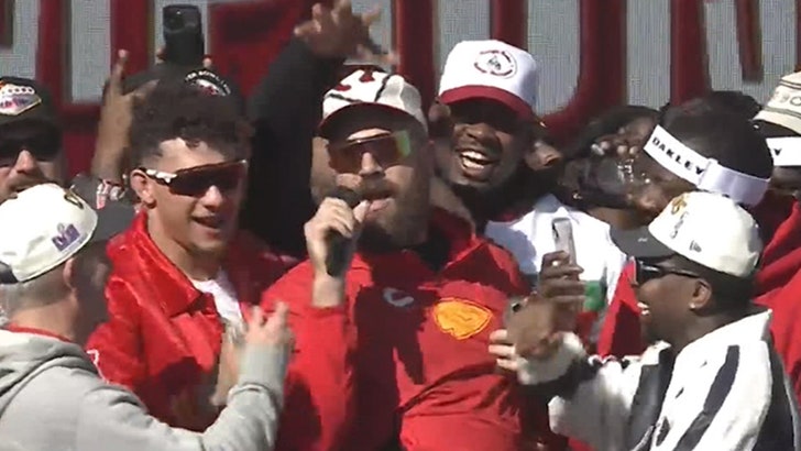 021424_chiefs_rally_kelce_kal