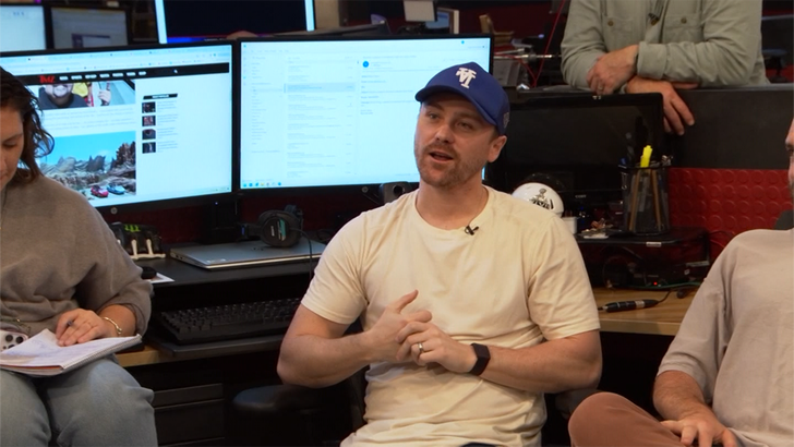 8957c87da9614fc89e7f936669fa82bf_md 041124_tv_clips_gabriel_iglesias_stuck on ride.01_00_06_09.Still001