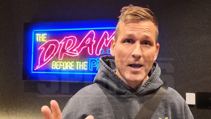 89951a38846c44c9907211b40ff40155_md 021024_dj_kaskade_kal