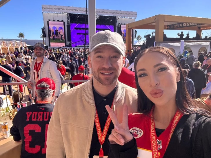 Sean Evans and Melissa Stratton