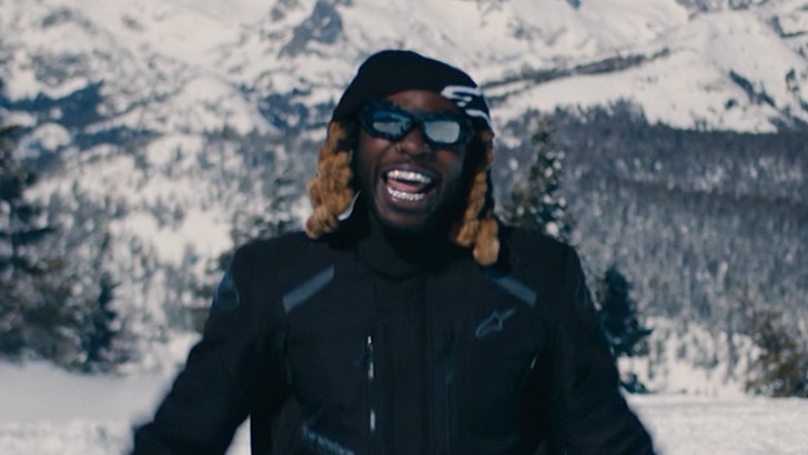 8b511f3429164f1db1db95abe8e8f093_md 043024_jay_ajayi_music_video_kal_v2