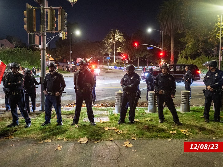 Motorcasde for Biden_sub_Getty.j