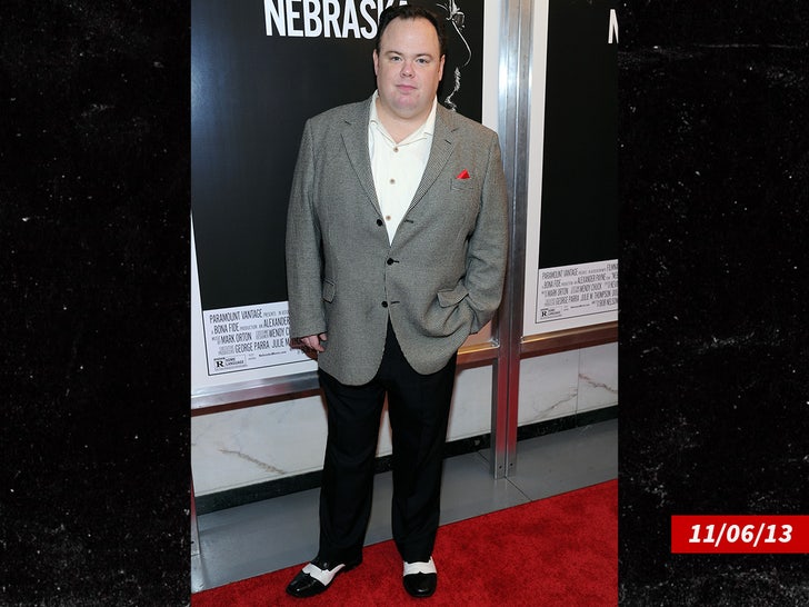 91cdfbe8046e4b53b0c50f0bb1995bb1_md devin ratray date swipe