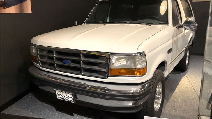 91e996a5ce8c4bb7a03cdbb14a7cde48_md 041124-oj-bronco-kal