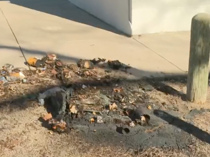 Jackie Robinson statue stolen