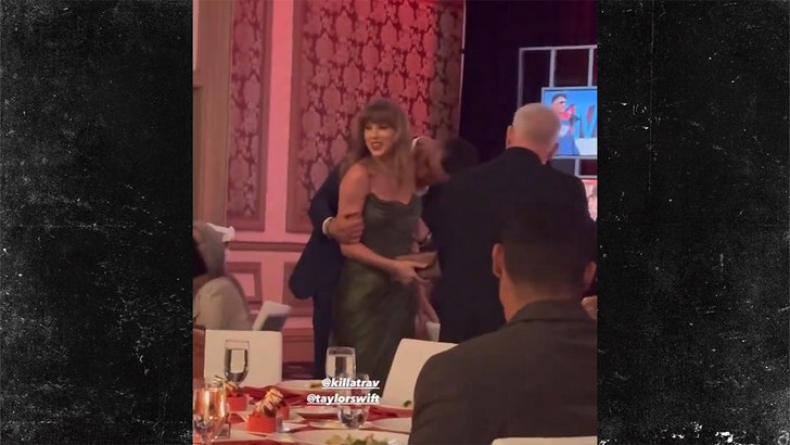 Taylor Swift, Travis Kelce