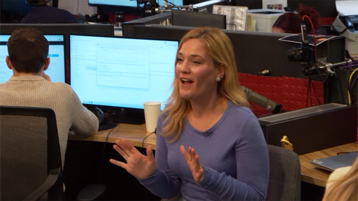 041524_tv_clips_sydney_sweeney_karaoke.01_00_26_17.Still001