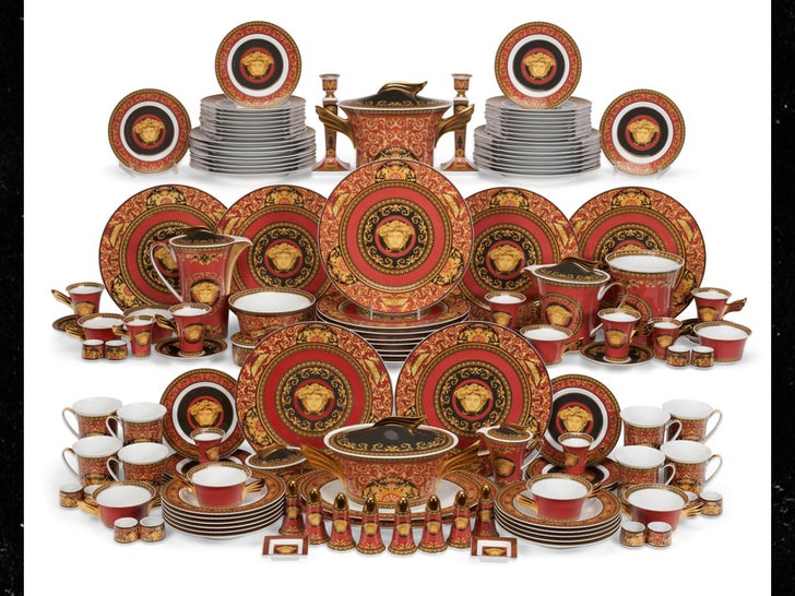 0222-elton-john-auction-photos-primary-3