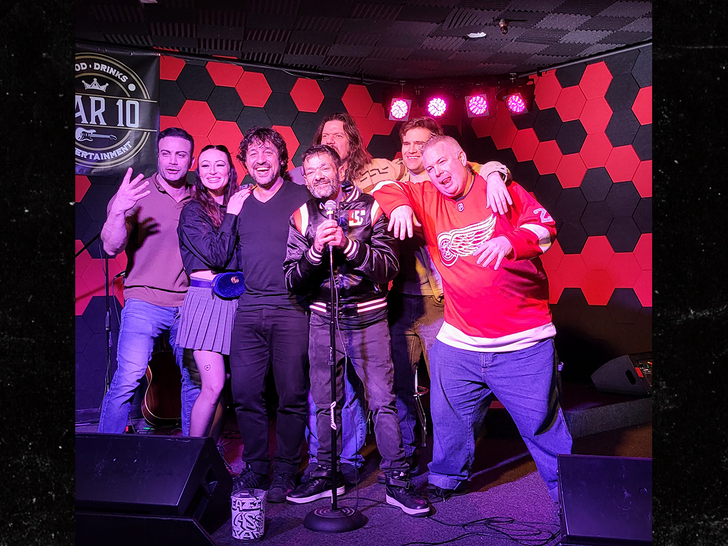 'Mighty Ducks' Shaun Weiss