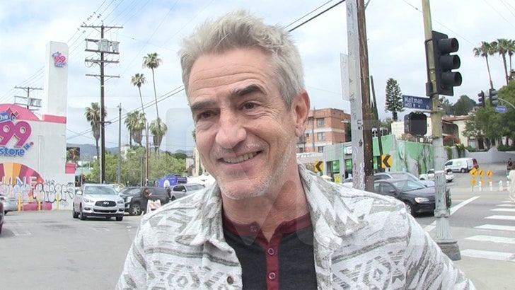 a88ea6a7ecde4f8eb33561f8f839d4ca_md 042324_dermot_mulroney_kal