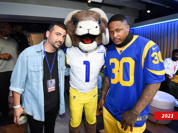yg and la rams getty 1