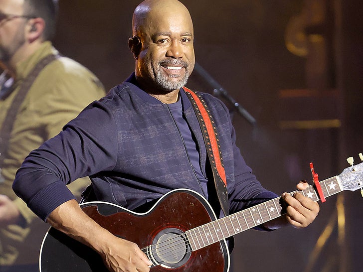 Darius Rucker Performance Photos