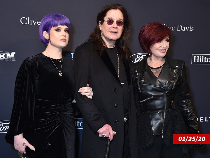 kelly osbourne with parents sub