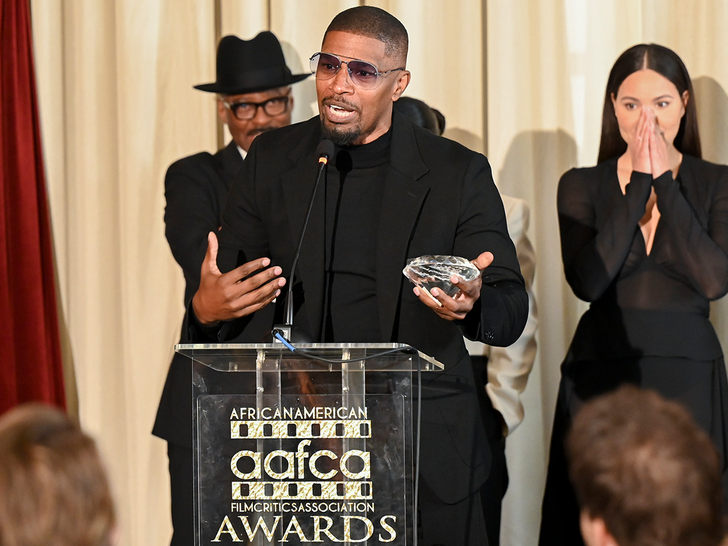 Jamie Foxx accepts the Producers Award