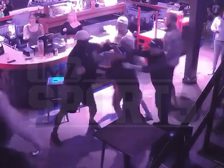 afc7618b22ca4508974d5905a69eb1fb_md 032524-vince-young-push-primary