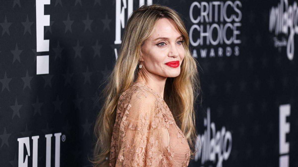 Photo of Angelina Jolie