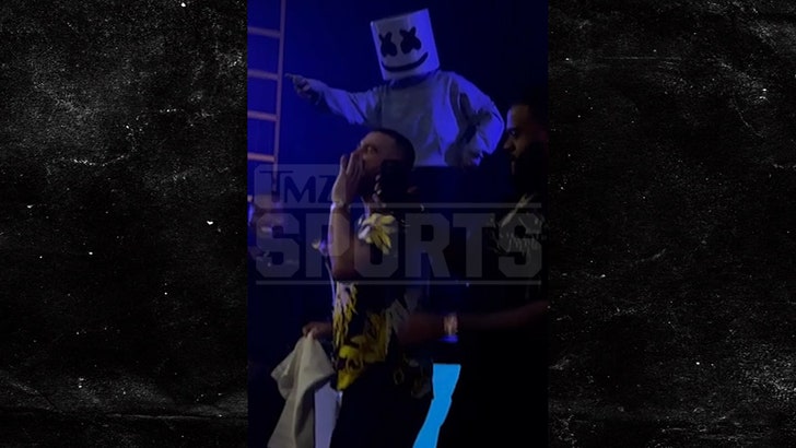 022524_travis_kelce_kal