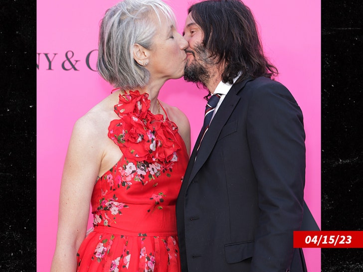 0415 Alexandra Grant and Keanu Reeves attend the MOCA Gala getty