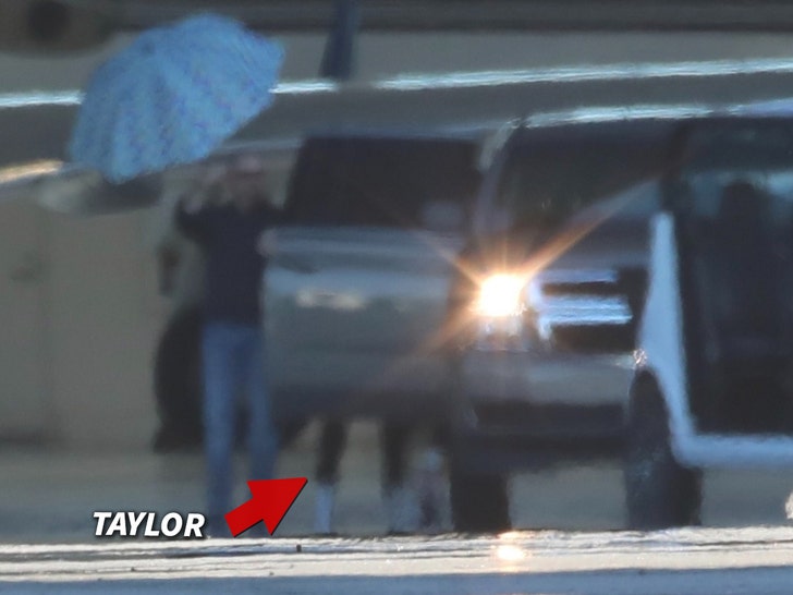 ba924bb5ad6c4e43b36370b9ac4fc1ef_md taylor swift