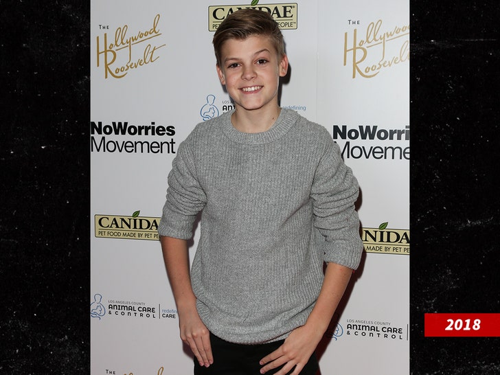 bc463b34049d4507923bddd650c777c5_md PAXTON SINGLETON