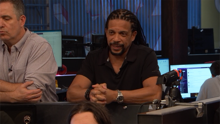 020524_tv_clips_jayz_beyonce_grammys.01_00_19_19.Still001