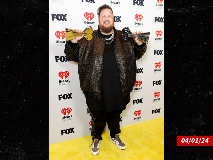 bfb7c1eb5e8e4e47a747262125f7e77b_md Jelly Roll sub_