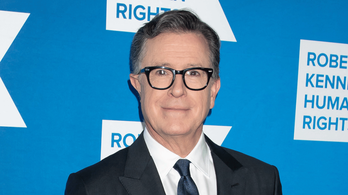 bill-maher-feud-stephen-colbert-explained-2-1768940943523 Photo of Stephen Colbert