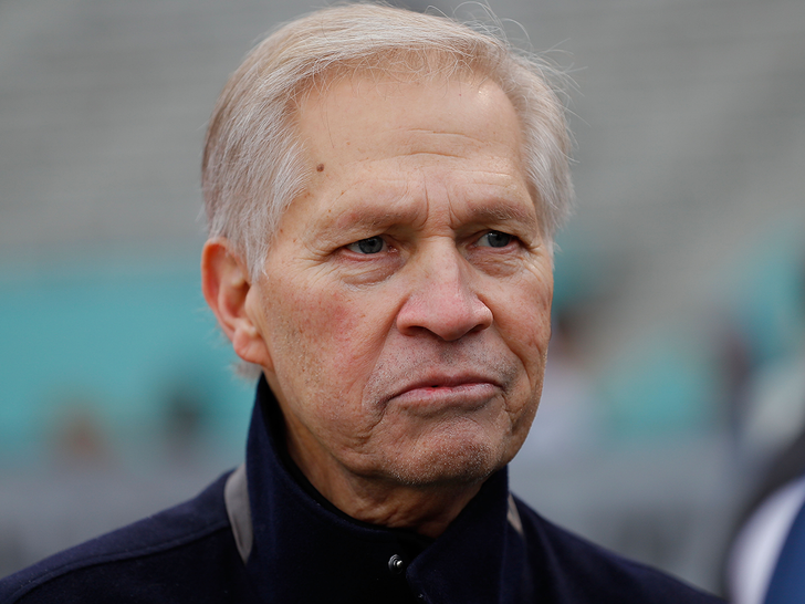 c3f9e6d101e744629a25fa25562d27a5_md Chris Mortensen