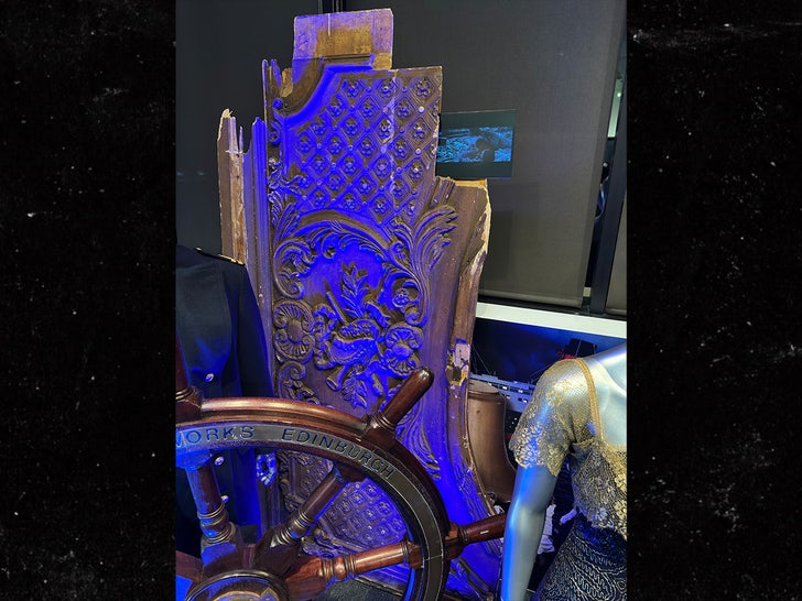 Titanic Door_no credit