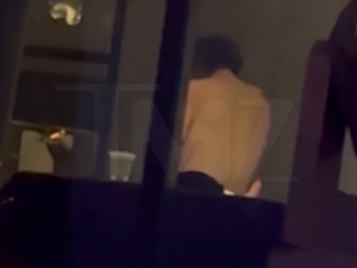 021124-fanatics-sex-behind-primary