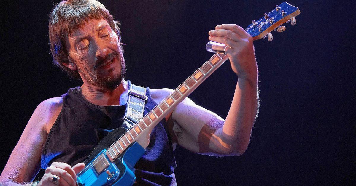 chris-rea-pride-filled-reason-never-meant-to-write-driving-home-for-christmas-1766511814532 Photo of Chris Rea