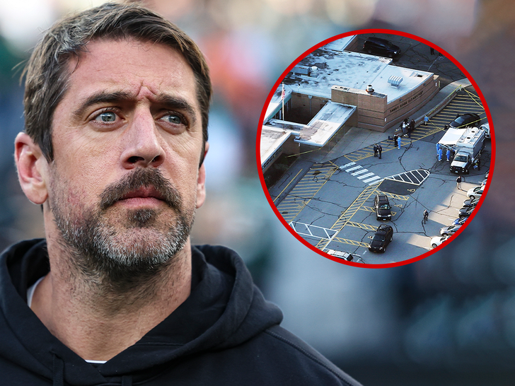 sandy hook school arron rodgers