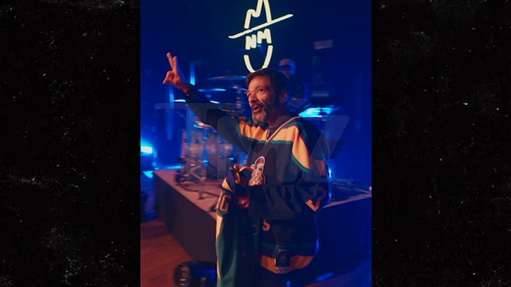 d04bfe5adb734f20b4bee8cc6421afcd_md 032424_shaun_weiss-kal_V2