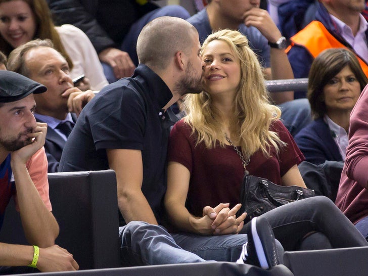 Shakira and Gerard Pique -- Happier Times