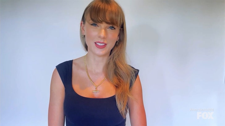 040224_taylor_swift-kal_v2