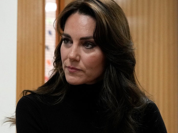 d8d1b2ecddf64e6a92f9d187b53f4cbf_md kate middleton serious main