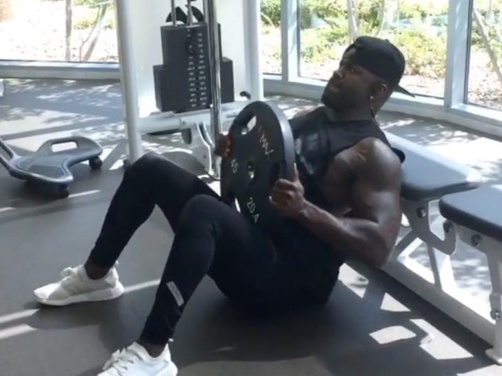 Dolvett Quince Fitness Photos
