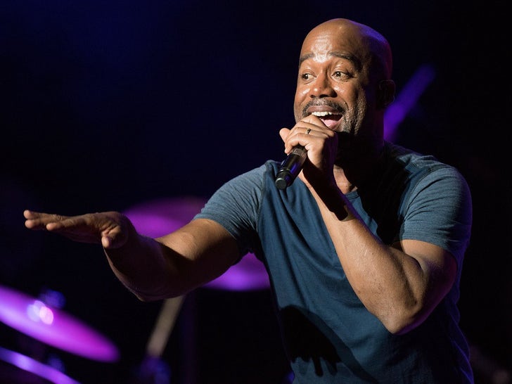Darius Rucker Performance Photos