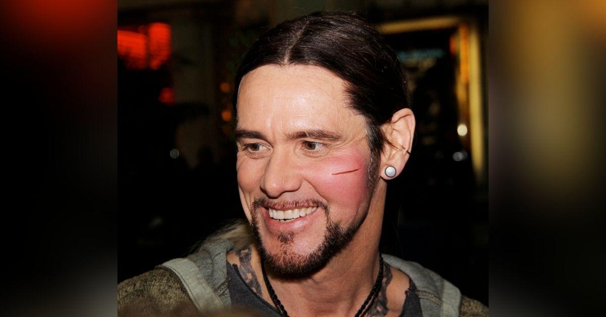 did-jim-carrey-get-plastic-surgery-transformation-photos-after-new-look-14-1766533197719 Photo of Jim Carrey